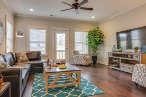 The Frankie - All-King Bedrooms NEXT to Belmont!